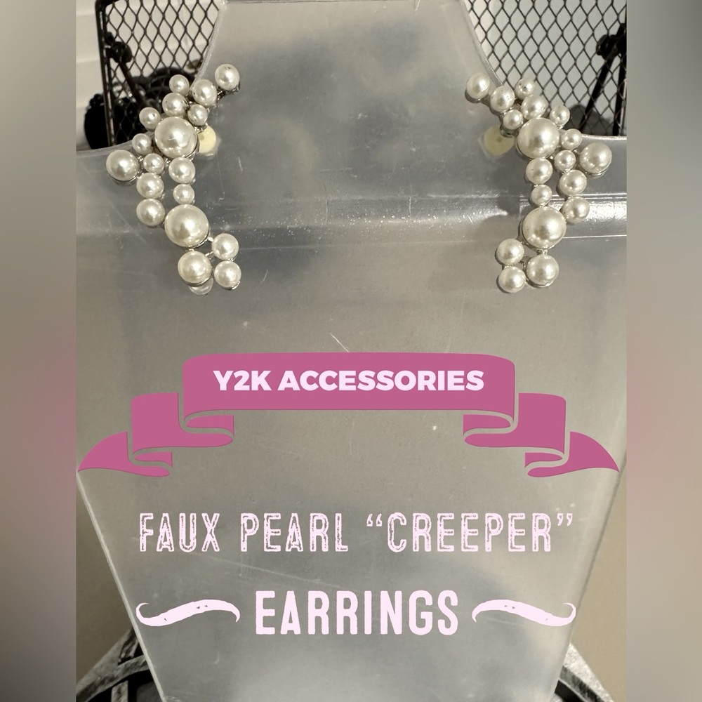 Earrings -Faux Pearl Creeper Earrings style